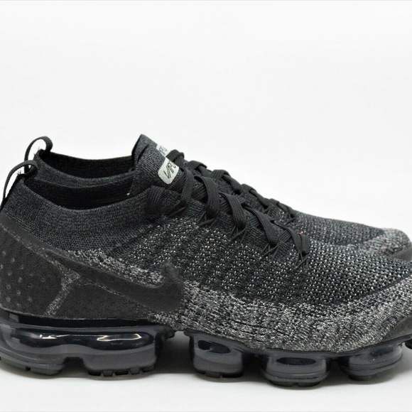 nike air vapormax flyknit 2 black dark grey